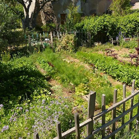 Le Deffend Vieux Bed & Breakfast Trets Dış mekan fotoğraf