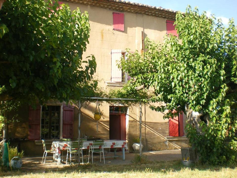 Le Deffend Vieux Bed & Breakfast Trets Dış mekan fotoğraf